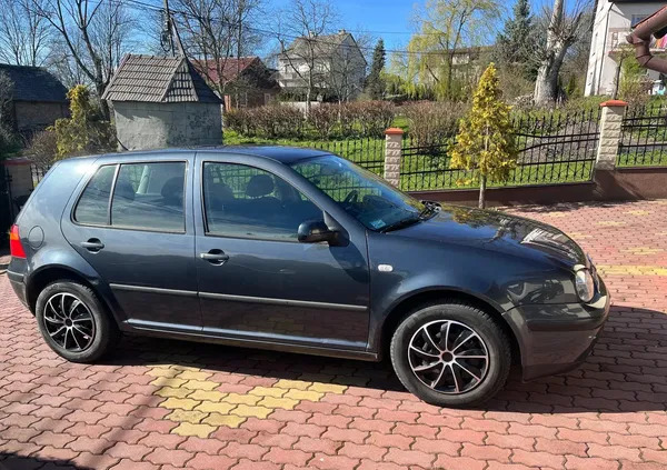 samochody osobowe Volkswagen Golf cena 6400 przebieg: 304052, rok produkcji 2001 z Ryn